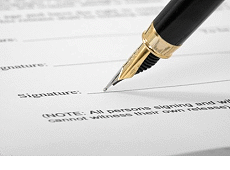 Contract signing Fotolia_2339577_XS Douglas Steven